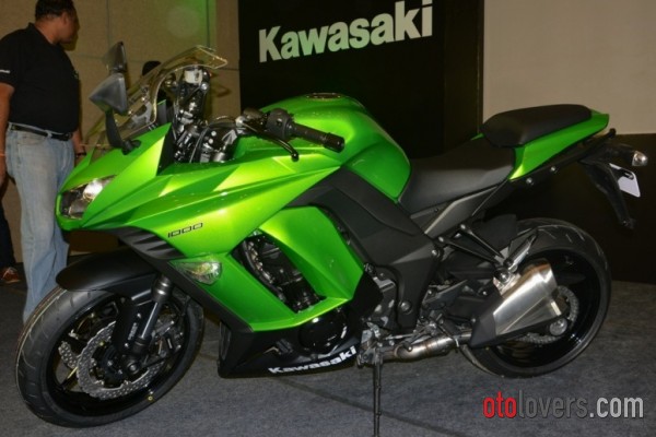 Kawasaki Ninja 1000 CC ( Cash / Kredit )