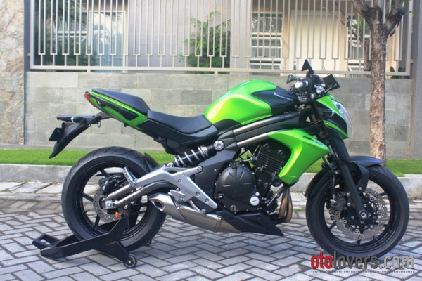 Kawasaki Er6n Warna Hitam Th 2012