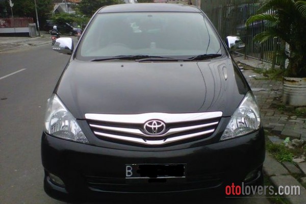 Toyota Innova G Luxury 2008