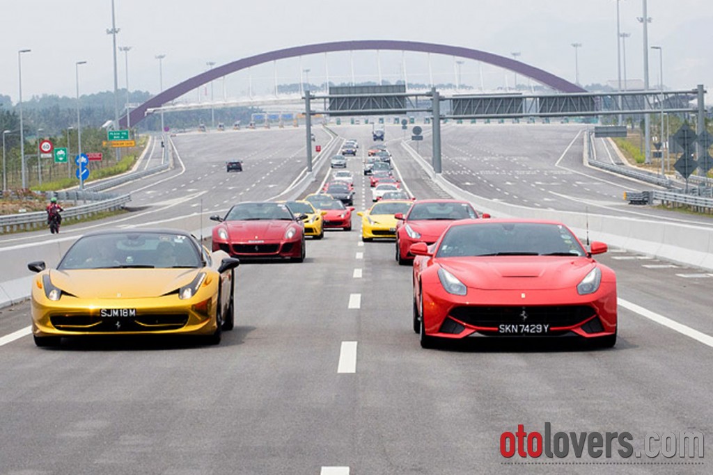 Pemilik Ferrari tur bareng Singapura, Indonesia, Malaysia
