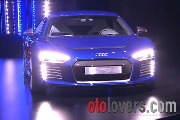 Audi R8 e-Tron, cepat dan berkemudi otomatis
