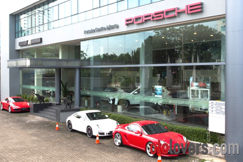 Porsche sedia layanan 24 jam di Jabodetabek