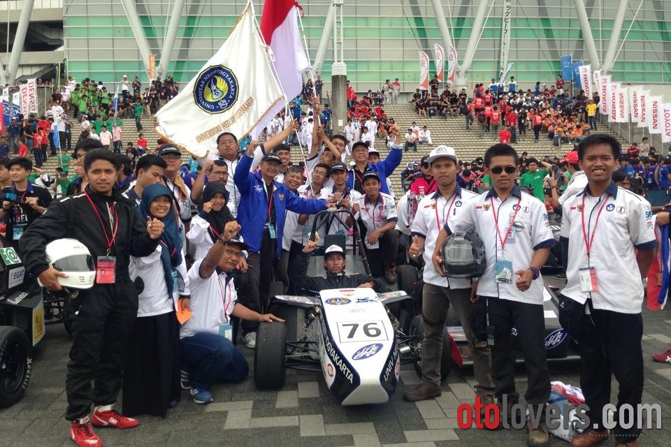 Garuda UNY runner-up best rookie Student Formula Japan
