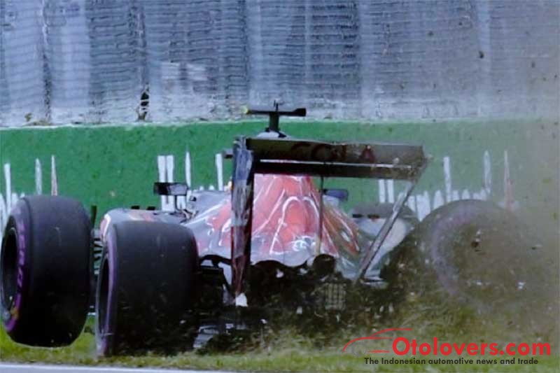 Carlos Sainz kehilangan lima grid dalam start Formula 1 Kanada