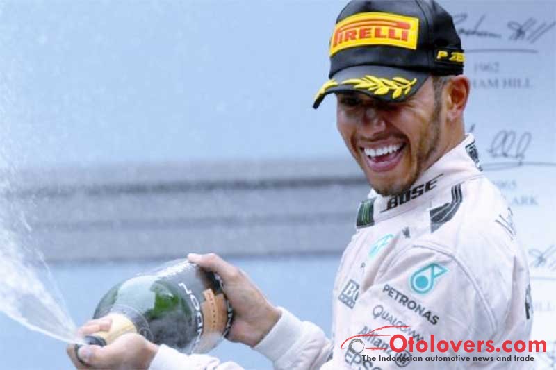 Hamilton kalahkan Rosberg di Formula 1 Spielberg