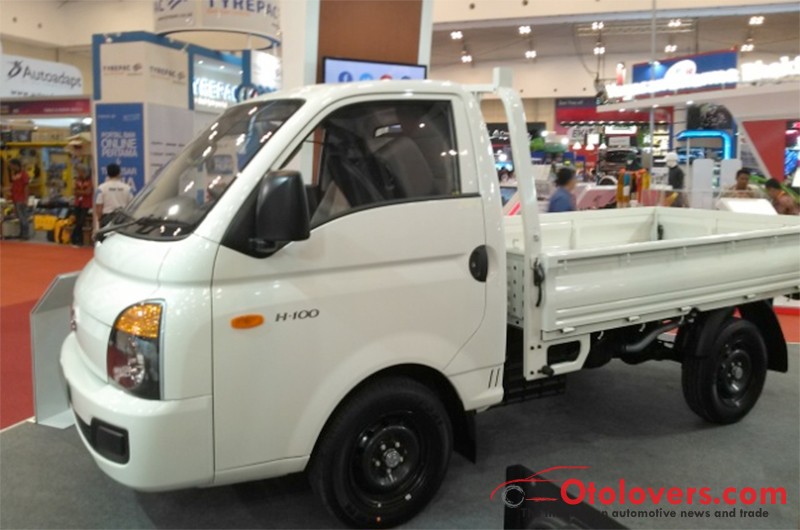 Pick-up Hyundai H-100, mesin diesel harga dibawah Rp200 juta