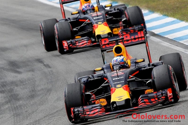 Red Bull ungguli Ferrari, pertama dalam dua tahun