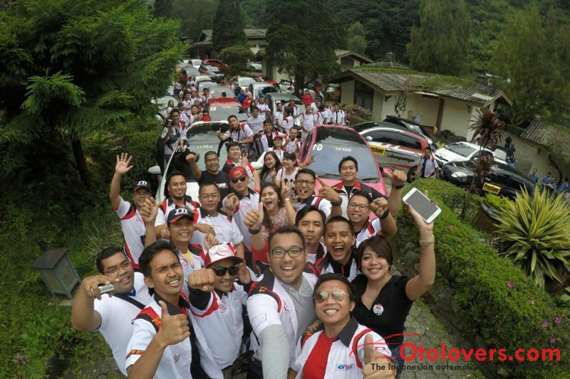 Rayakan ultah ke-10, Toyota Yaris Club touring ke Cirebon