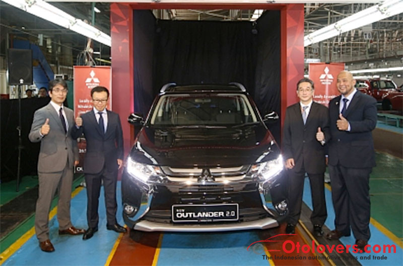 Mitsubishi rakit Outlander di Malaysia