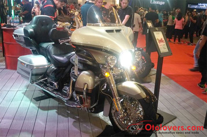 Harley-Davidson bawa CVO Ultra Limited ke IIMS